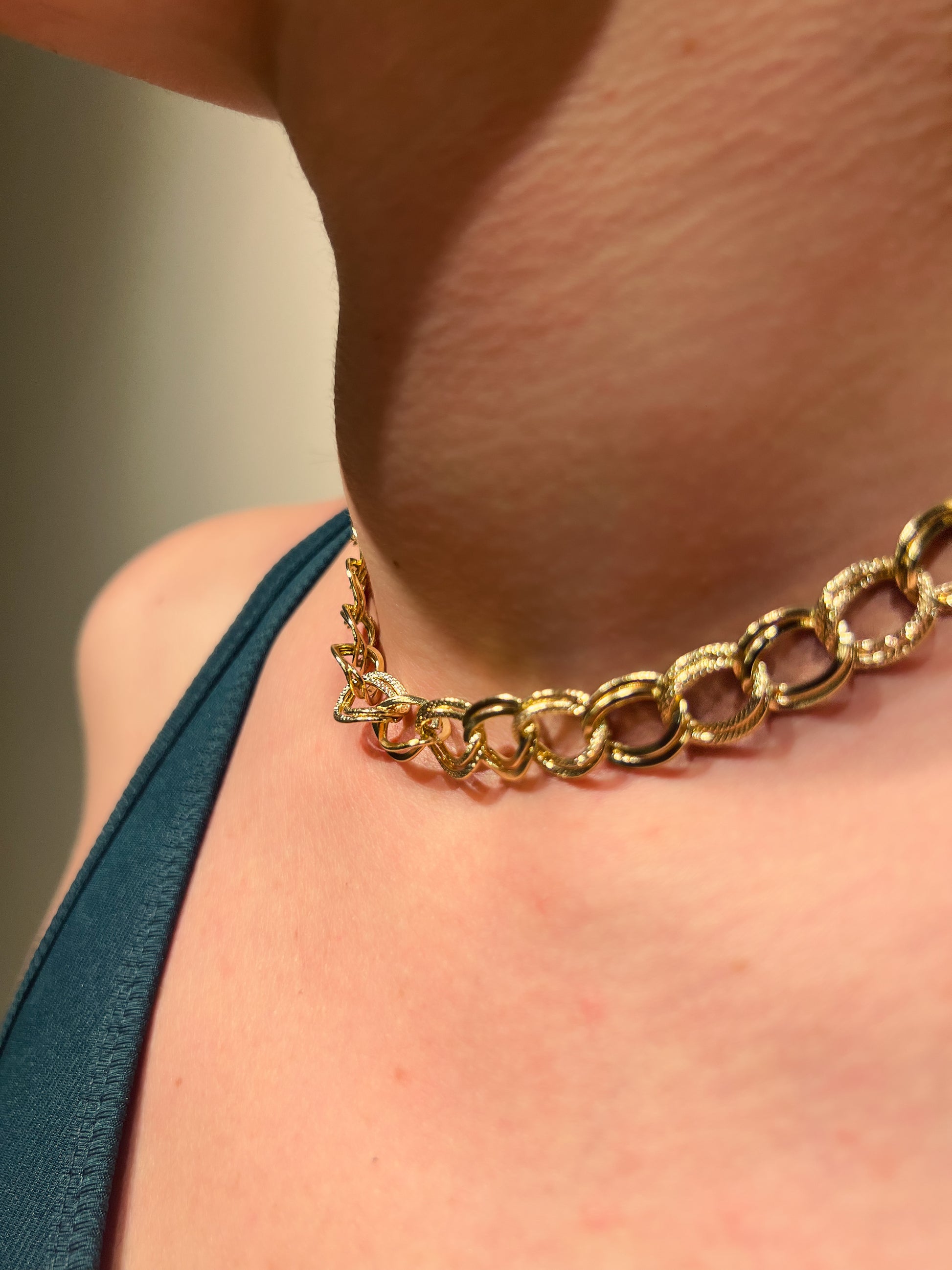 Collar Amalia Gold